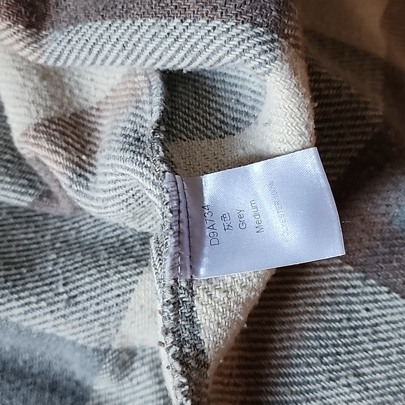 Plaid Button-Up Jacket/Shacket - Picture 2 of 3